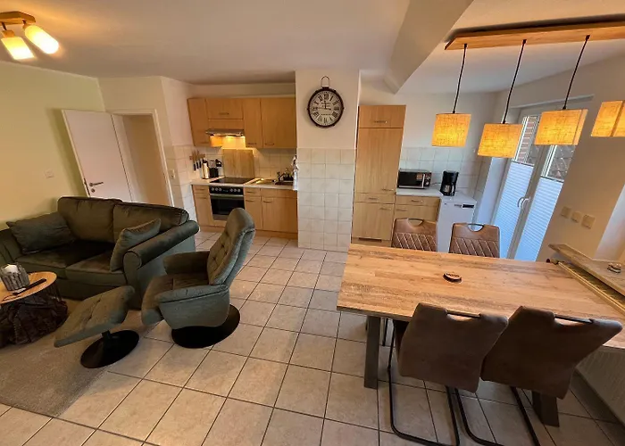 Achterknoten דירה *